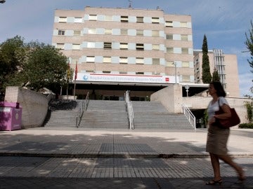 Fachada del Hospital Gregorio Marañón Fachada del Hospital Gregorio Marañón