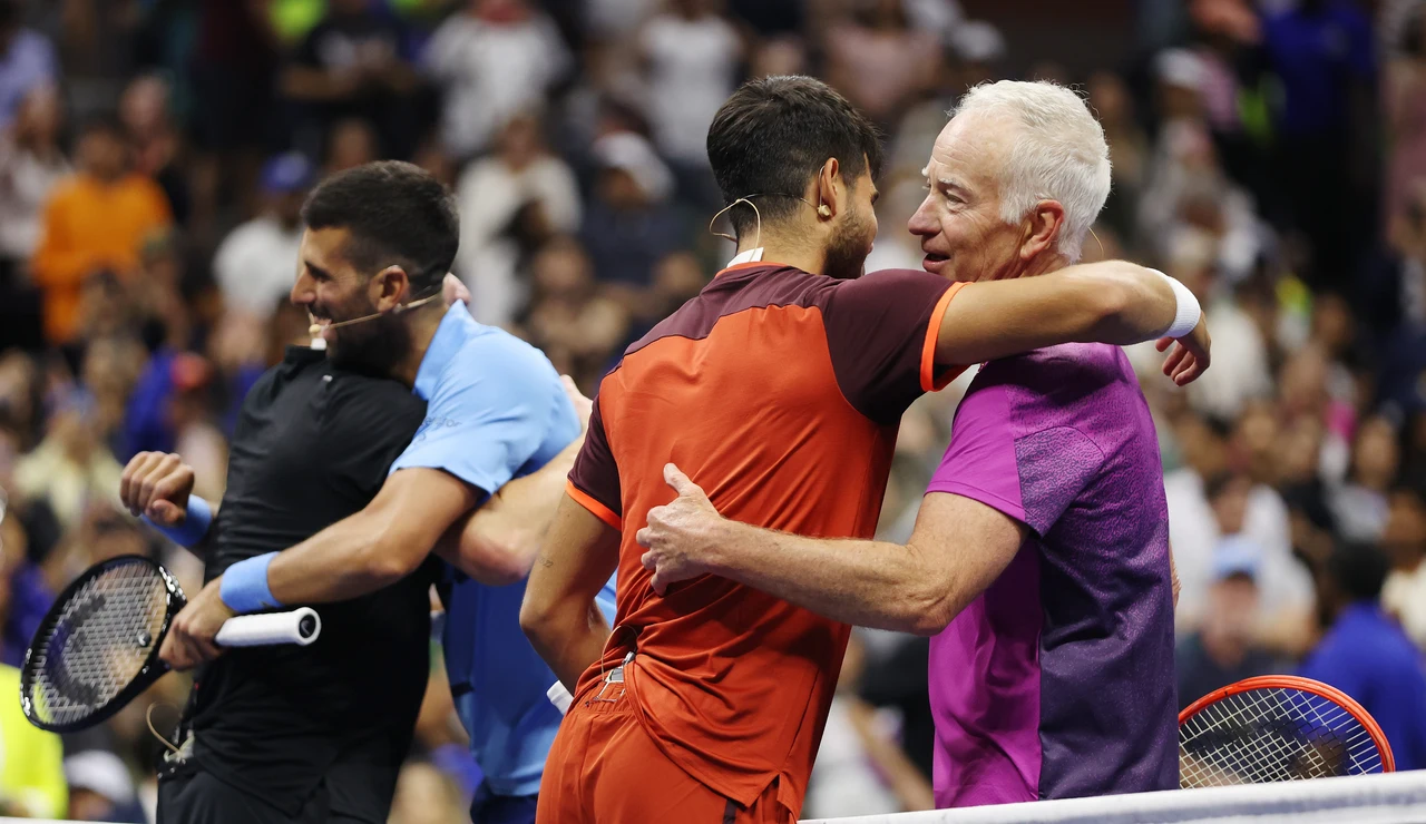 Alcaraz, McEnroe, Djokovic y Agassi en una exhibición en la Arthur Ashe