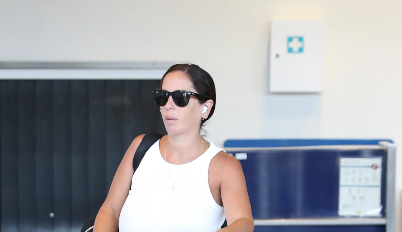 Anabel Pantoja, en el aeropuerto