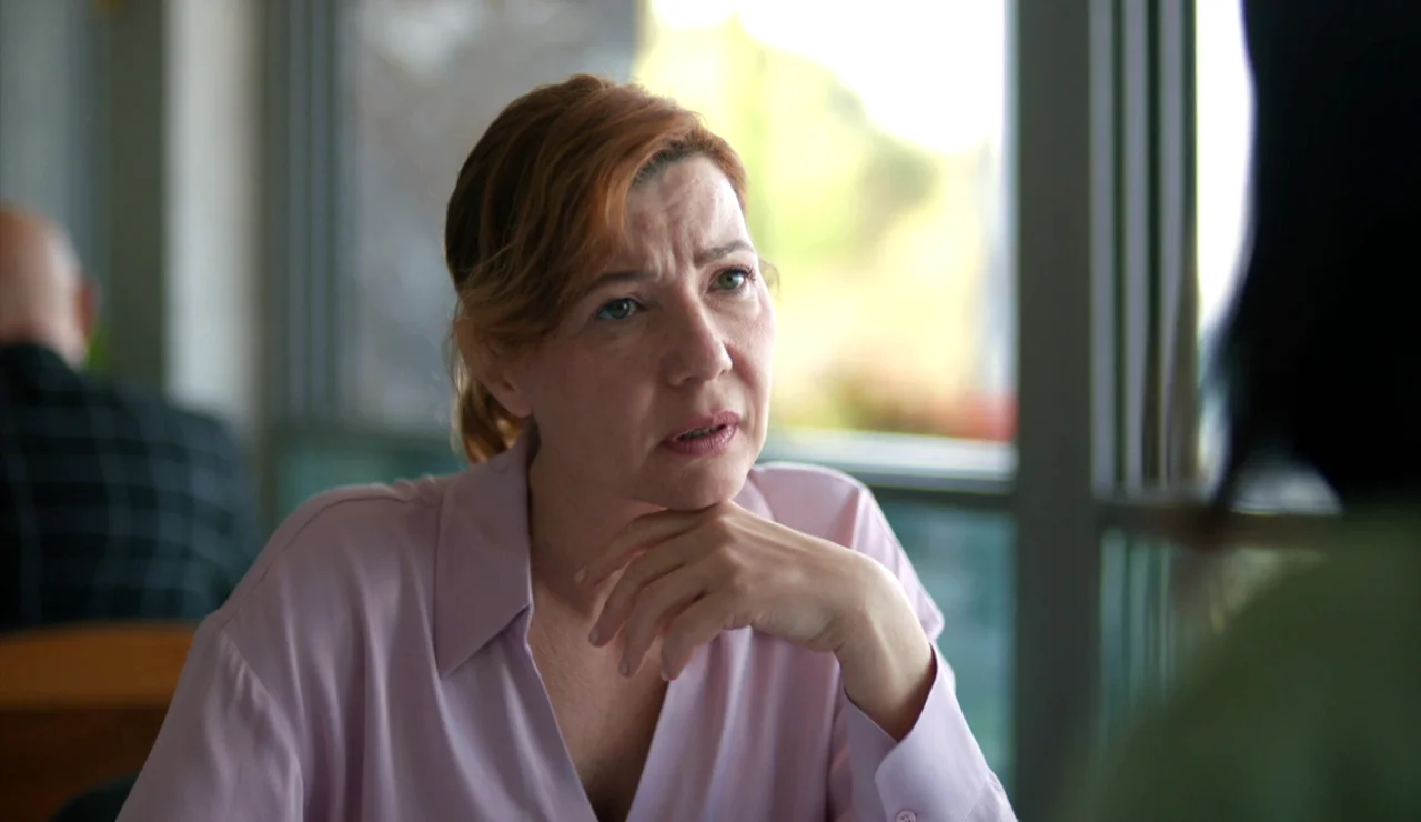 Gül da la clave a Laçin para poner fin a sus problemas con Yekta: “Elimínalo del libro”