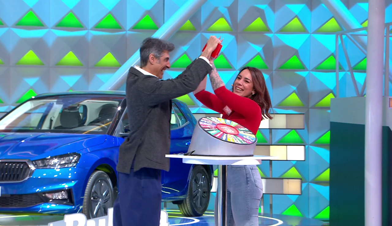 ¡Lorena gana más de 25.000 euros en el 18 aniversario de La ruleta de la suerte!