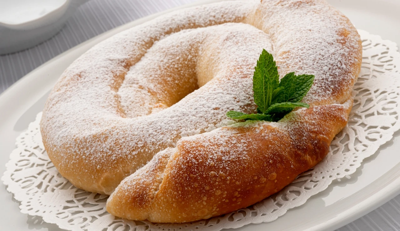 ¿Postre, merienda o desayuno? Receta de ensaimada casera, paso a paso con Joseba Arguiñano