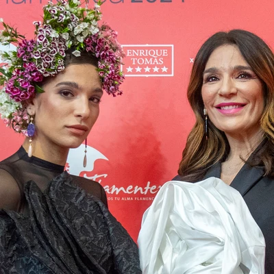 Raquel Bollo y su hija, Alma Cortés