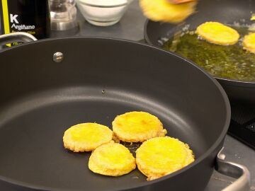  ¡Rompe con lo tradicional! Las patatas fritas rebozadas de Karlos Arguiñano